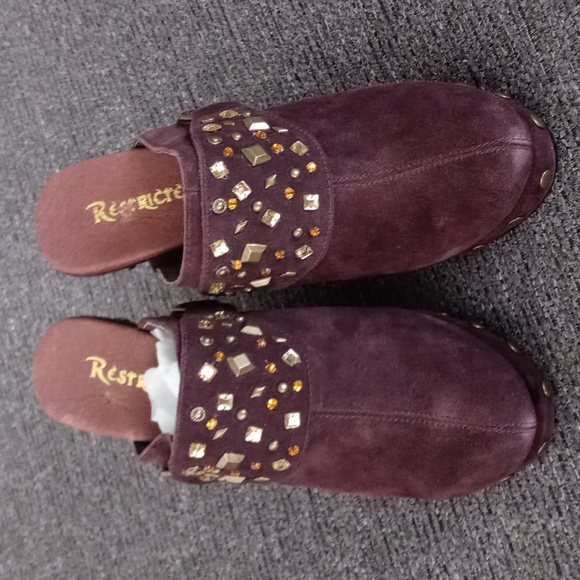 🍁Restricted🍁 - Bear Par Brown Suede Clogs - Picture 7 of 14